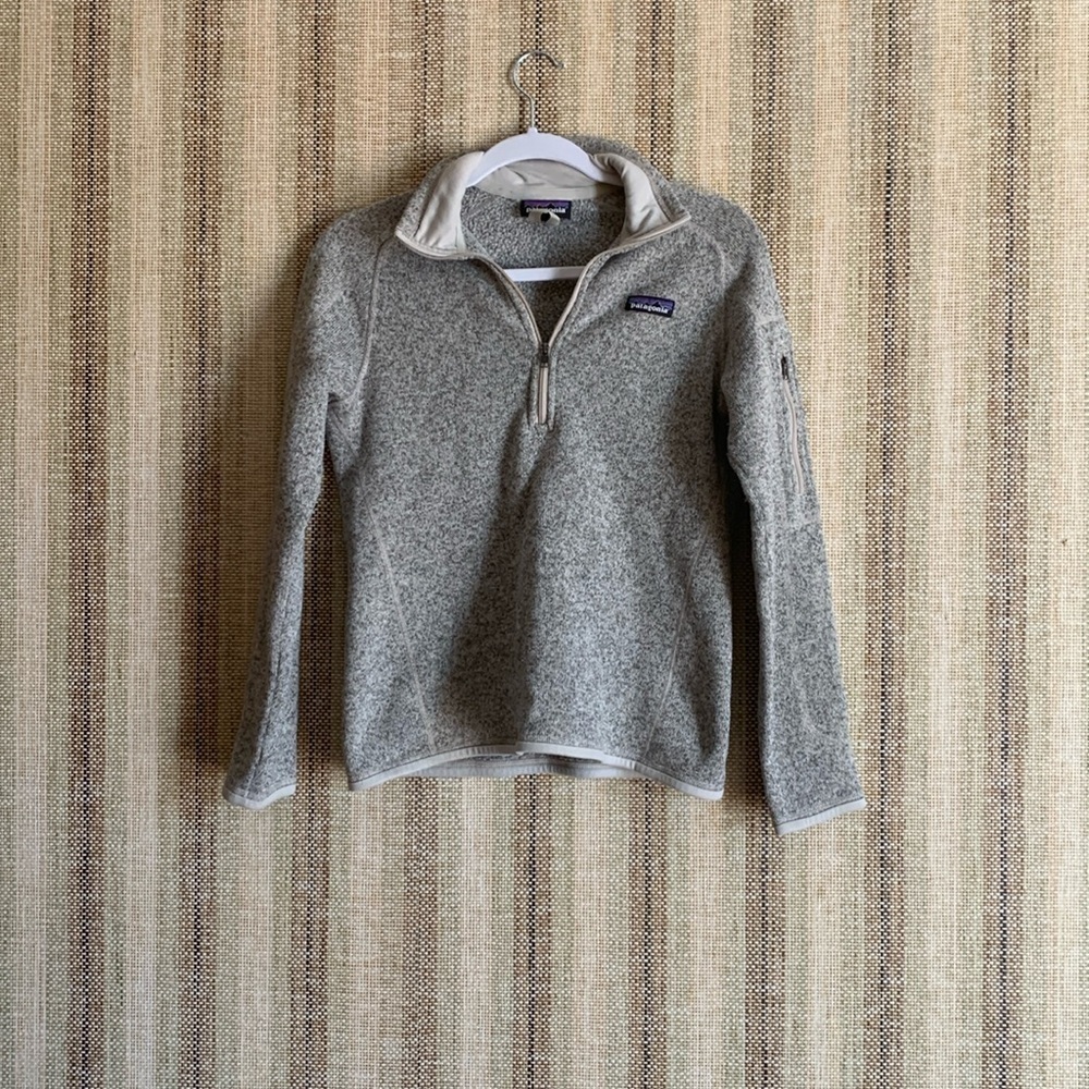 Patagonia Sweater Pullover Size Small Grey Women’s Style Outdoor Wear Top